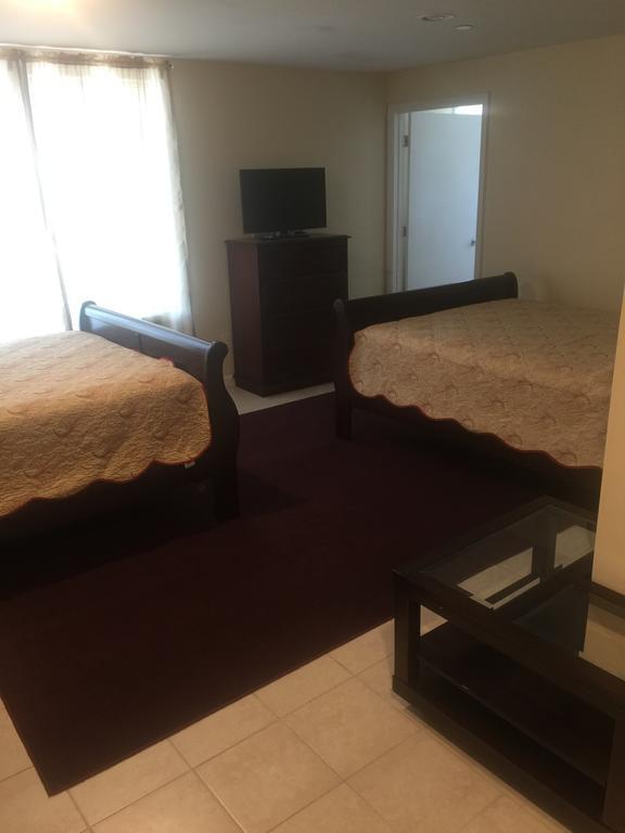 Misquamicut Beach Front Inn Westerly Esterno foto