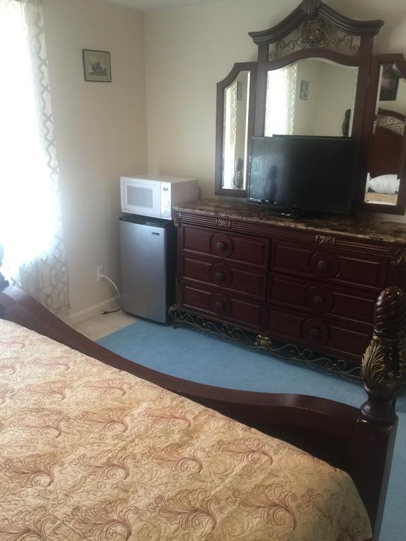 Misquamicut Beach Front Inn Westerly Esterno foto
