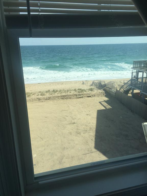 Misquamicut Beach Front Inn Westerly Esterno foto