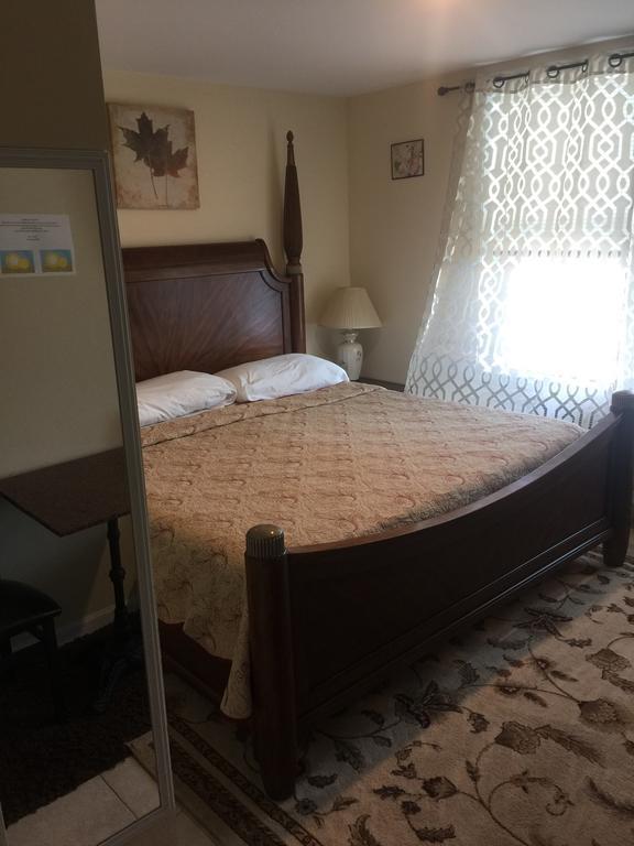 Misquamicut Beach Front Inn Westerly Esterno foto