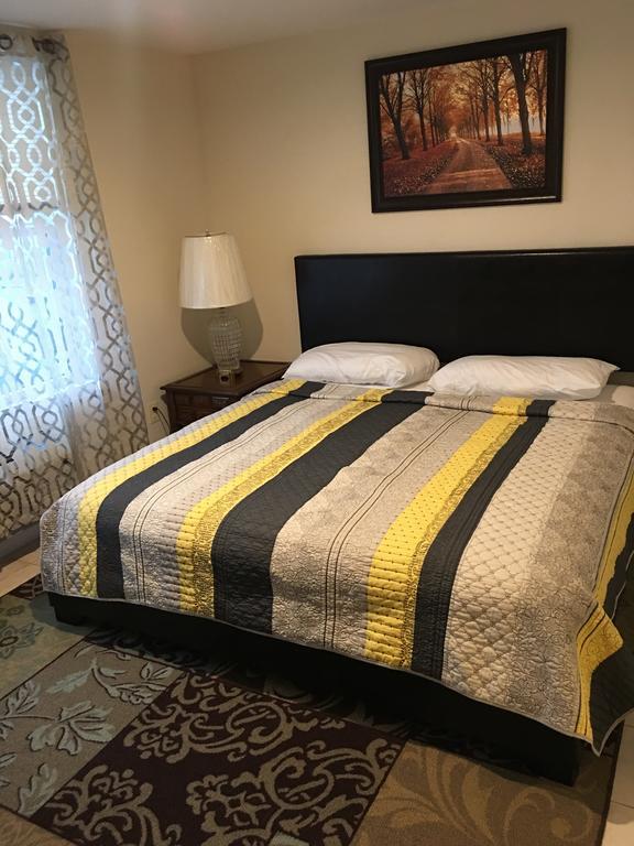 Misquamicut Beach Front Inn Westerly Esterno foto