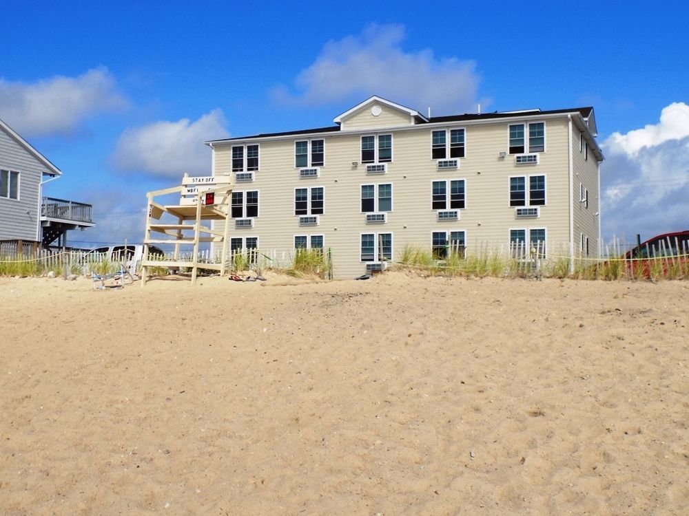 Misquamicut Beach Front Inn Westerly Esterno foto