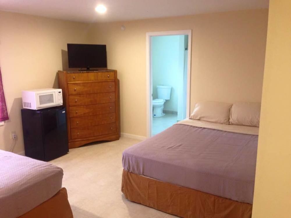 Misquamicut Beach Front Inn Westerly Esterno foto