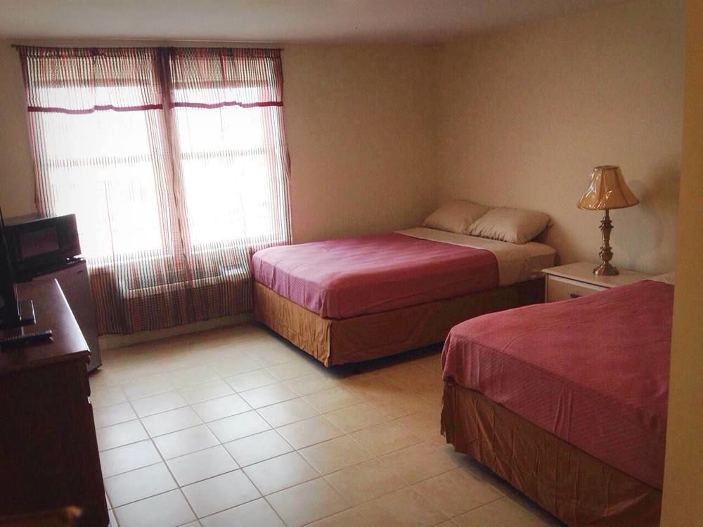 Misquamicut Beach Front Inn Westerly Esterno foto