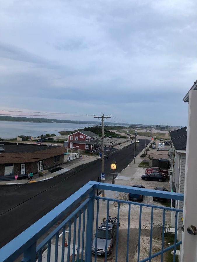 Misquamicut Beach Front Inn Westerly Esterno foto