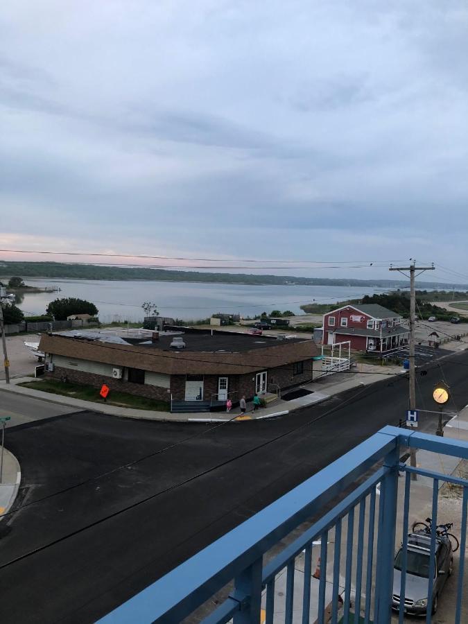 Misquamicut Beach Front Inn Westerly Esterno foto